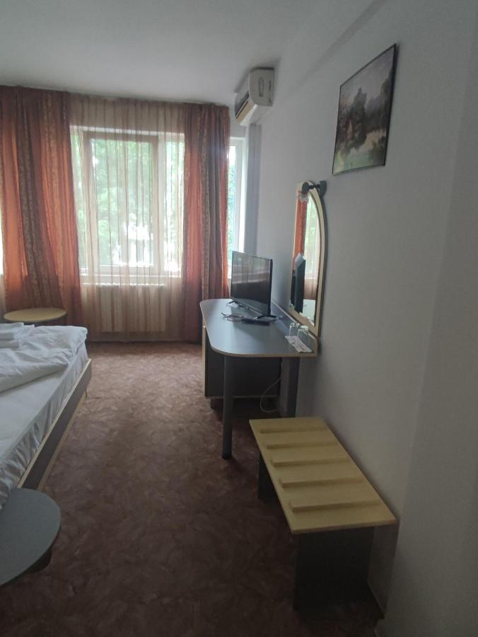 Кианти Hotel Kŭrdzhali Exterior photo