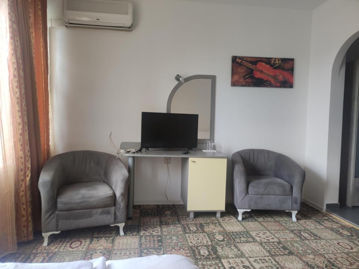 Кианти Hotel Kŭrdzhali Exterior photo