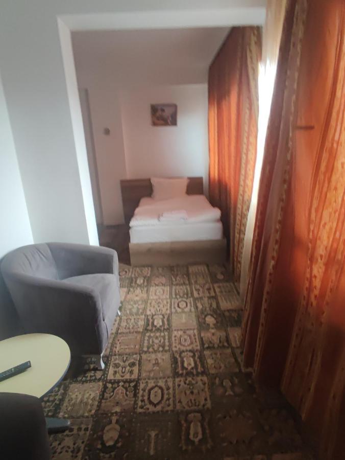 Кианти Hotel Kŭrdzhali Exterior photo