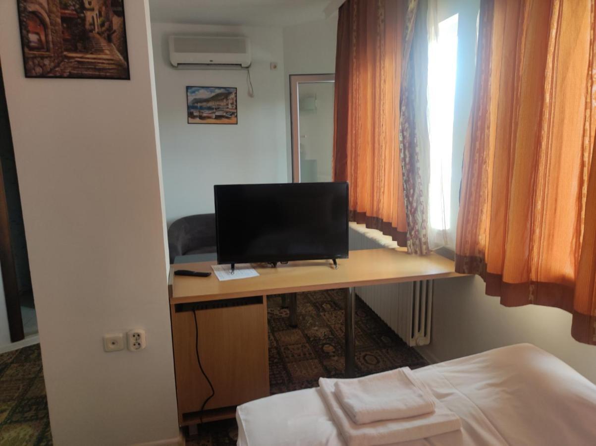 Кианти Hotel Kŭrdzhali Exterior photo