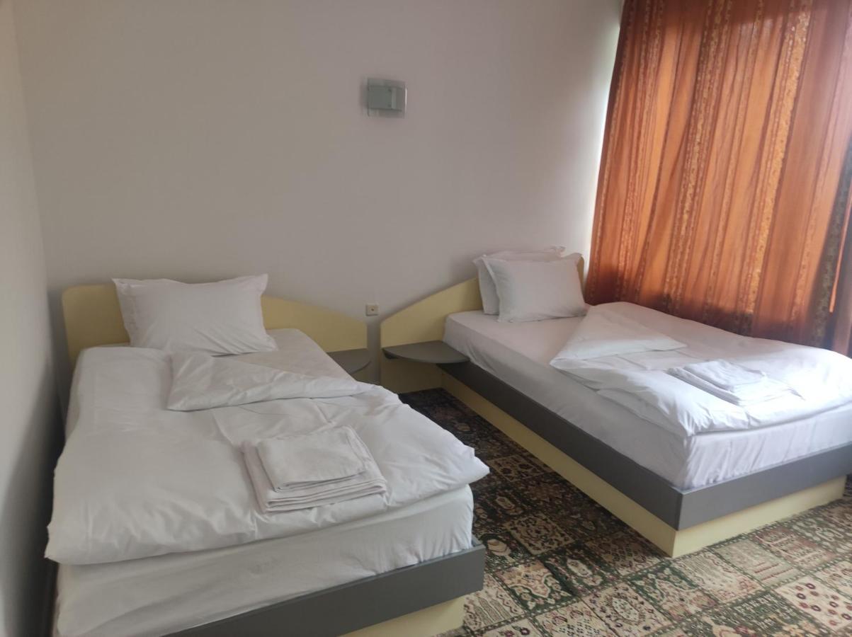 Кианти Hotel Kŭrdzhali Exterior photo