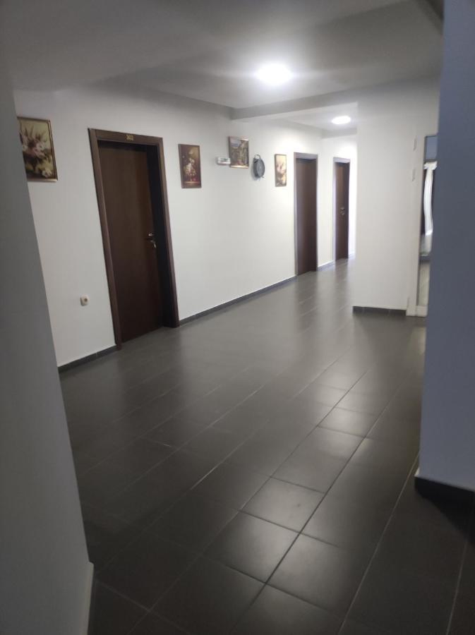 Кианти Hotel Kŭrdzhali Exterior photo