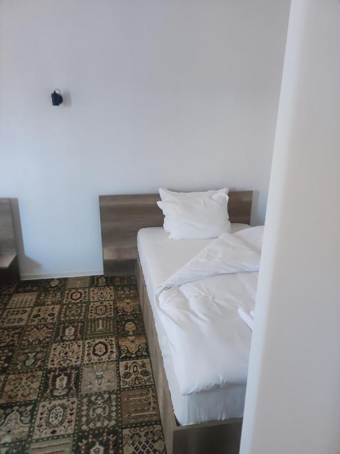 Кианти Hotel Kŭrdzhali Exterior photo